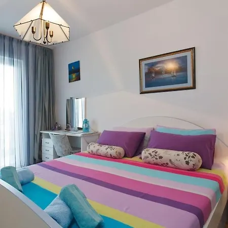 Apartment With A Parking Space Hvar - 4612